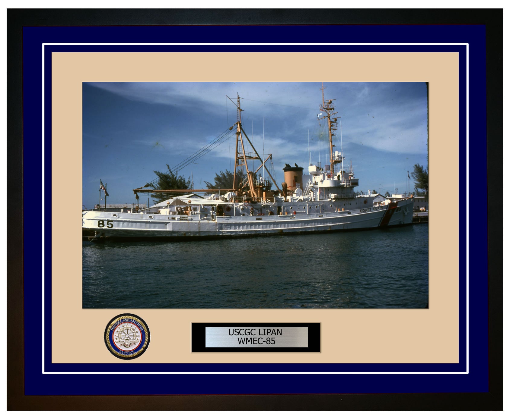 USCGC LIPAN WMEC 85 Framed Coast Guard Ship Photo Blue 59WMEC85