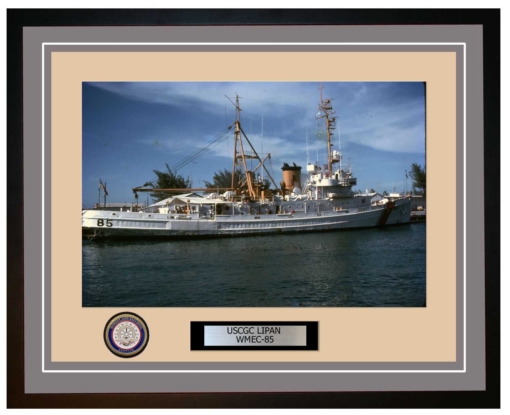 USCGC LIPAN WMEC 85 Framed Coast Guard Ship Photo Grey 59WMEC85