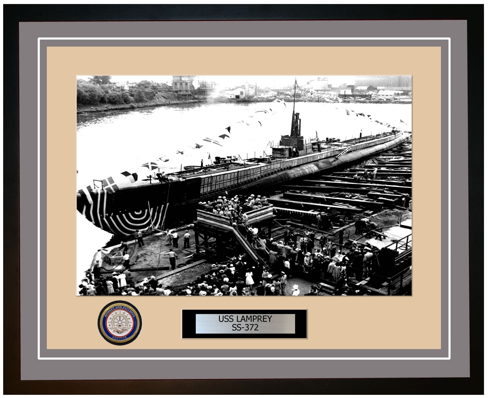 USS Lamprey SS-372 Framed Navy Ship Photo Grey