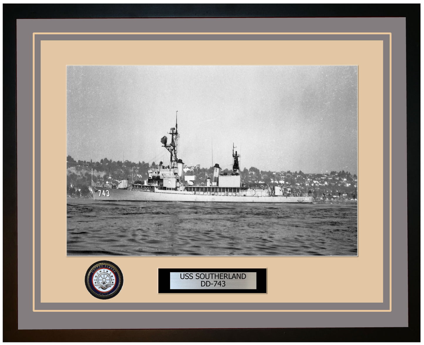 USS SOUTHERLAND DD-743 Framed Navy Ship Photo Grey